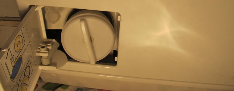 Flusensieb der Waschmaschine reinigen