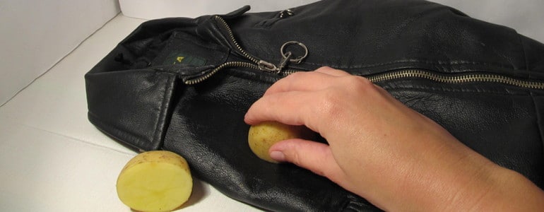 Kartoffeln gegen Flecken auf Glattleder
