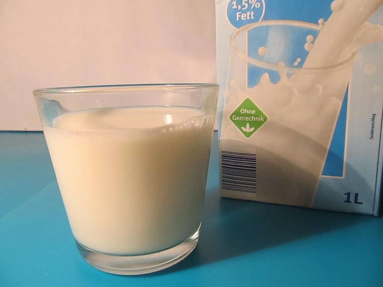 Milch gegen Blattlaeuse